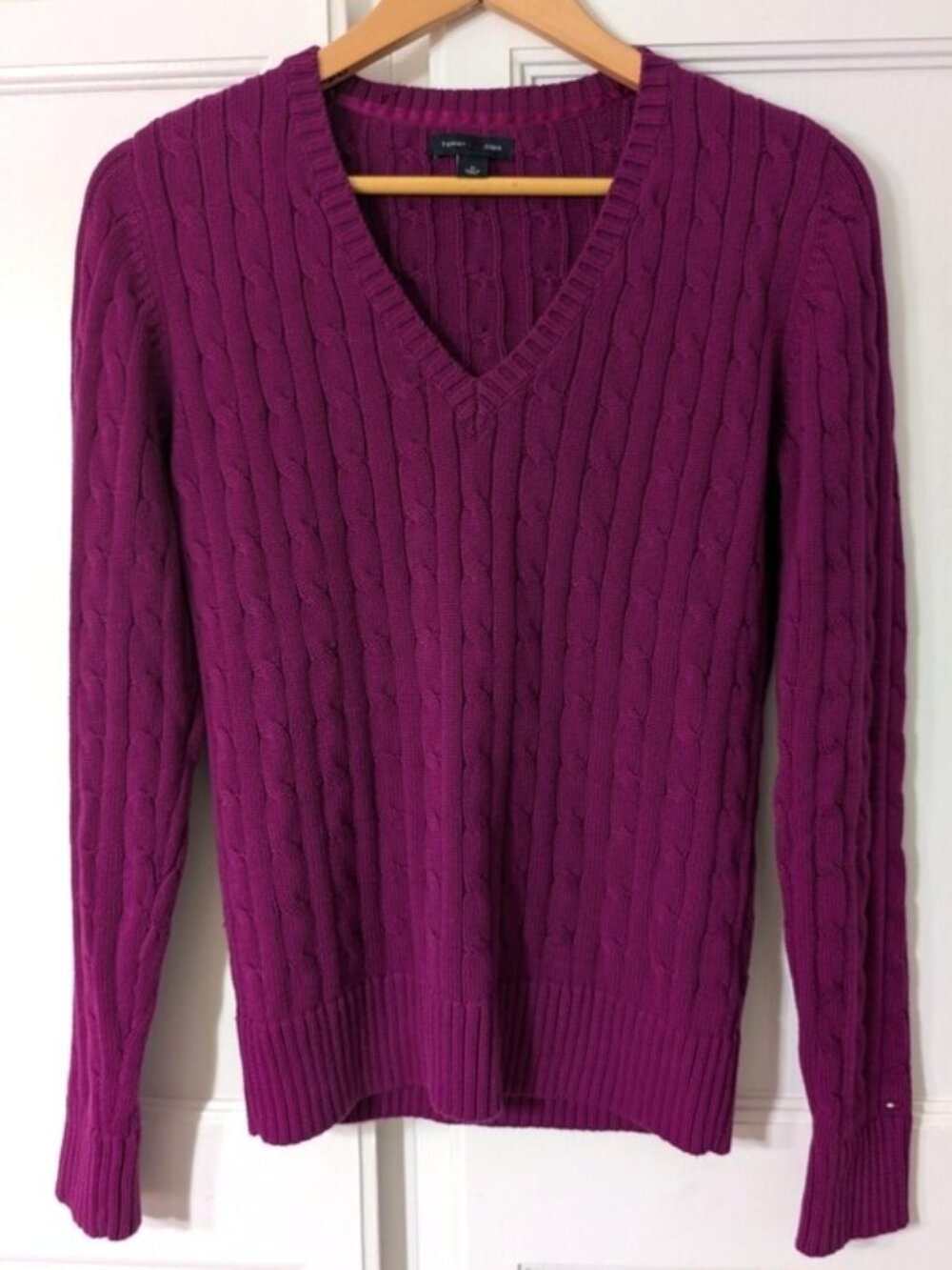 Tommy Hilfiger Women's Cotton Cable Knit V-Neck Sweater - Magenta Size M